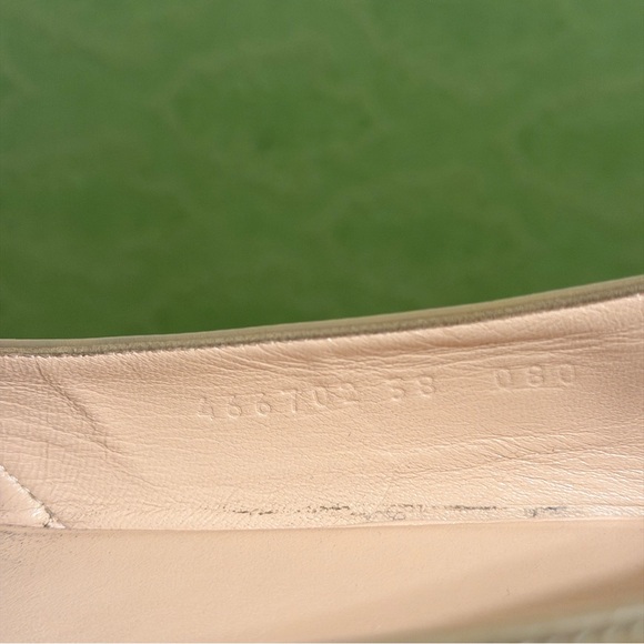 Gucci Women's Tan Loafers Authentic 38 - Picture 6 of 7